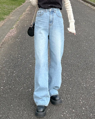 Semi-wide fit denim pants
