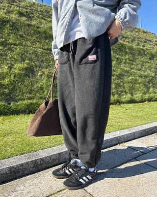 Fleece easy pants with pocket patch