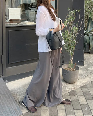 Two-button strap slacks