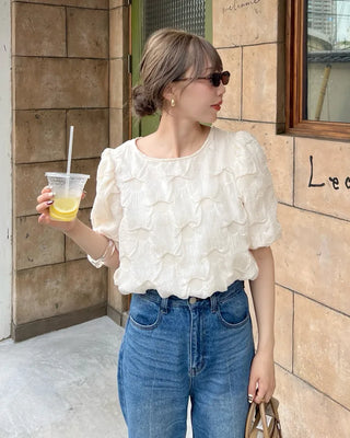 Embossed puff blouse