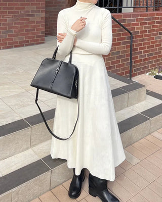 Shirred long knit skirt