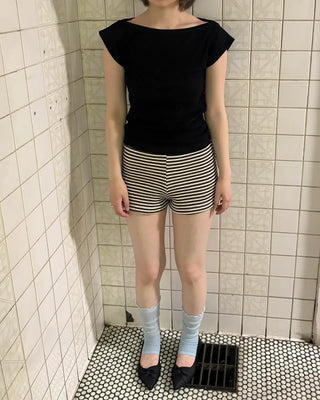 Front gathered pointed toe