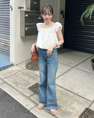 Shoulder puff shirring blouse