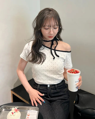 One-shoulder polka dot neck string short-sleeve T-shirt