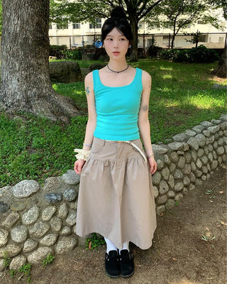 Simple summer sleeveless top