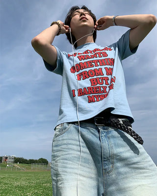Color lettering cropped short-sleeved T-shirt