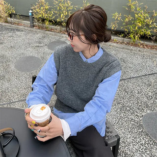 Basic Round Neck Knit Vest