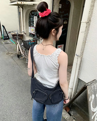 Pocket shoulder bag