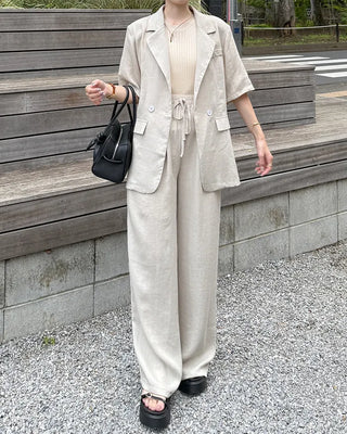 Simple jacket and slacks set