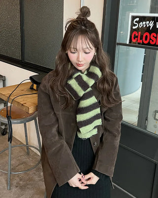 Colored border scarf