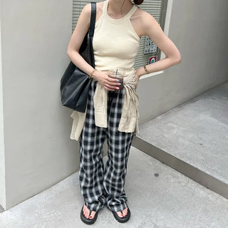 Halter neck knit sleeveless