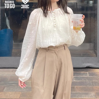 Button-point blouse