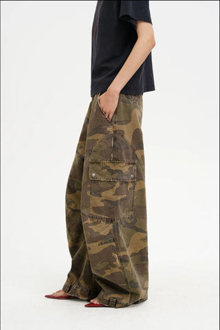 [MASONPRINCE] Curved Seam Camouflage Wide Leg Pants