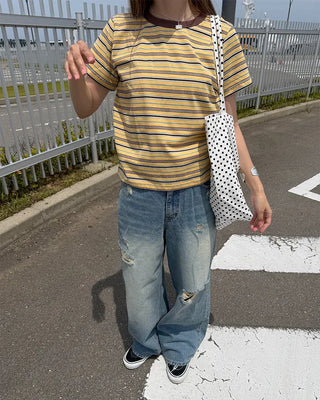 Multi-stripe half-sleeve T-shirt