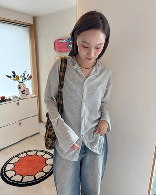 Simple black necklace
