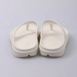 Basic beach sandals