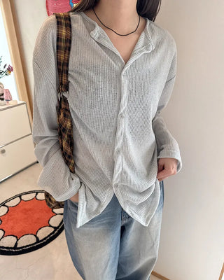 Simple black necklace