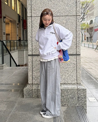 High-neck half-button sweatshirt