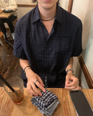 Check pattern one-pocket short-sleeved shirt