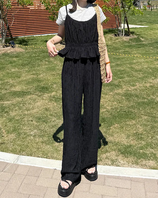 Flower punched short-sleeved cardigan