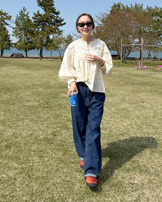 Jacquard lace balloon flare blouse