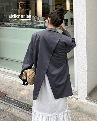 Back-slit oversized blazer