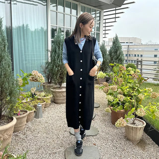 V-neck sleeveless long cardigan dress