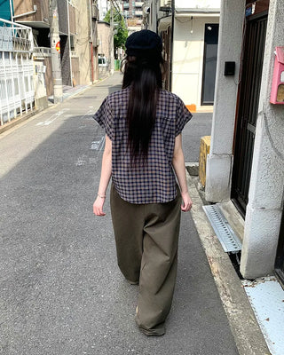 Checkered short-sleeved shirt