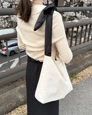 Ribbon shoulder bag