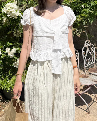 Bust strap ribbon puff frill blouse