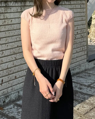 Simple summer short-sleeved knit