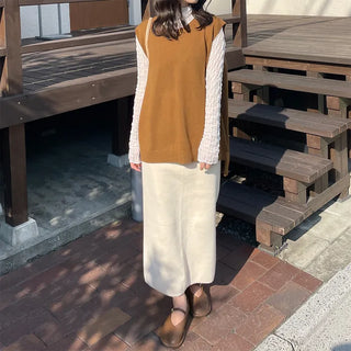 Back button detail knit vest