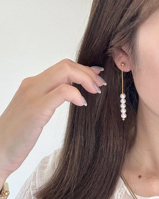 Pearl drop earrings