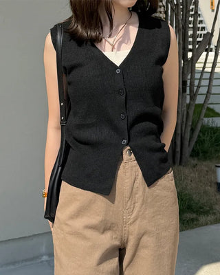 Classic V-neck knit vest