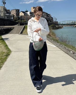 Lace-point color cardigan