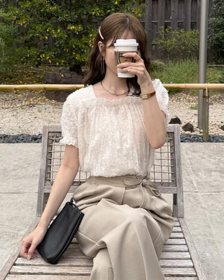 Lace short-sleeved blouse