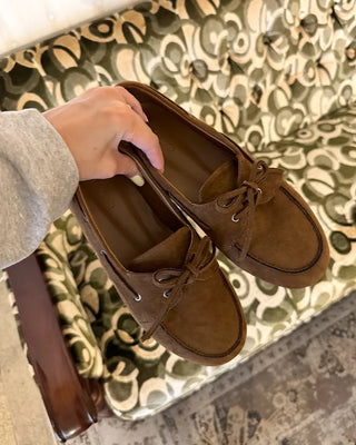 Suede ribbon loafers
