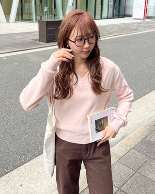 Colorful V-neck knit