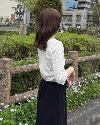 Round neck polka dot half-sleeve shirt