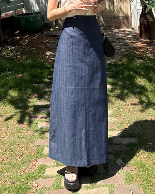 Simple linen maxi skirt with elastic waistband