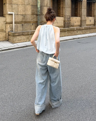 Rolled-up wide-leg denim pants