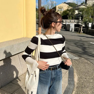 Boat neck knit