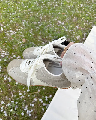 Line bicolor sneakers