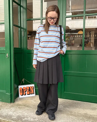 Pleated skirt and slacks set