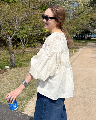 Jacquard lace balloon flare blouse