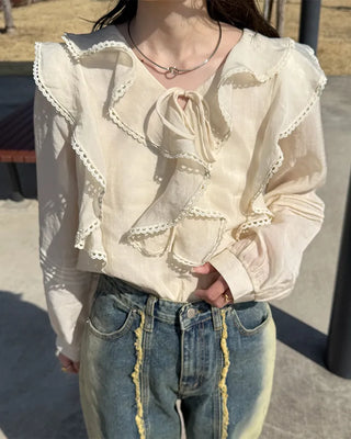 Frilled ribbon blouse