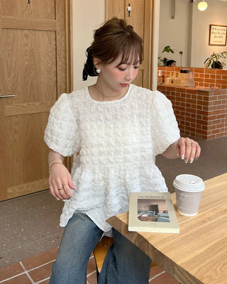 Oversized embossed shirred short-sleeved blouse