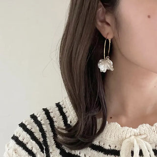 Shell earrings