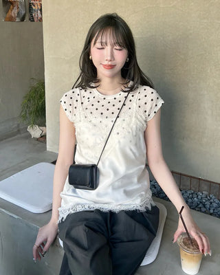 Big lace point asymmetrical camisole