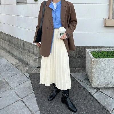 Knitted pleated skirt
